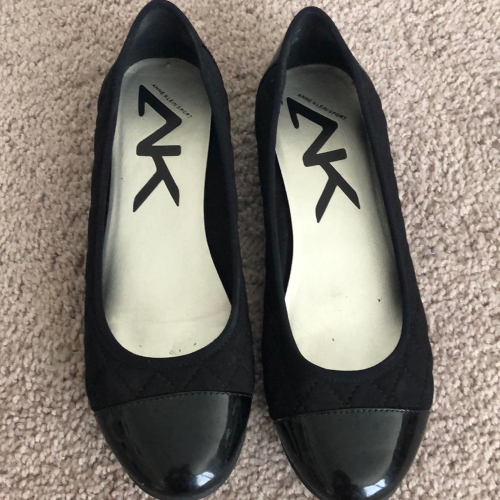Black flats